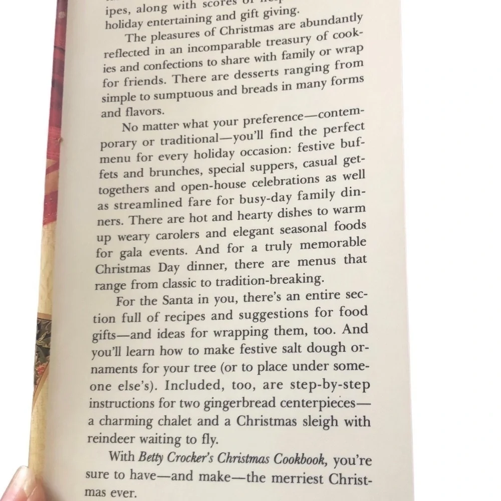 VTG Betty Crocker’s Christmas Cookbook 1988 Hardcover 400 Recipes 192 Pages